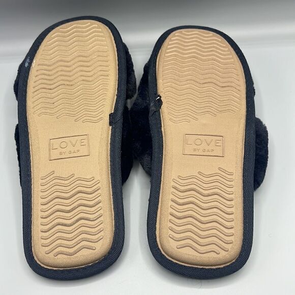 Gap Love Midnight Blue Cross Over Plush Slippers - Picture 4 of 5